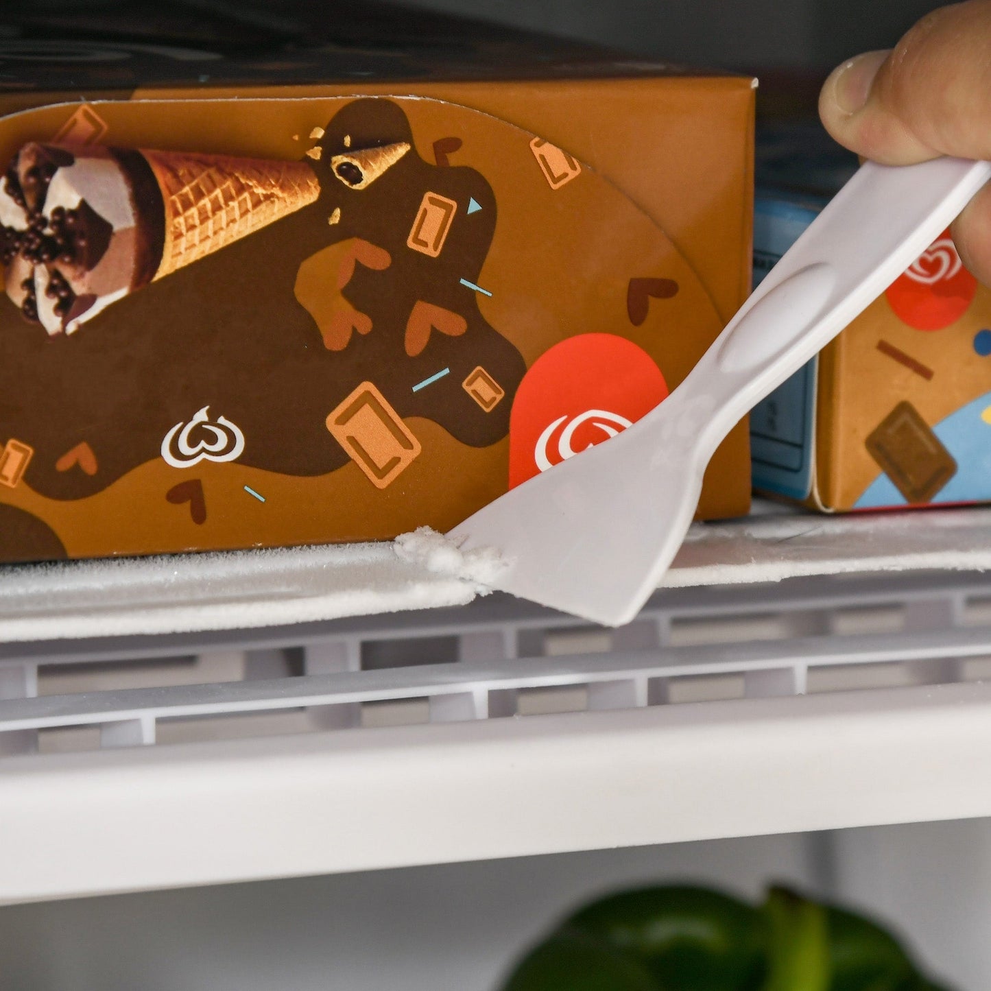 Mini-réfrigérateur HOMCOM de 3,2 pi³ avec congélateur, réfrigérateur compact à une porte avec thermostat réglable pour chambre à coucher