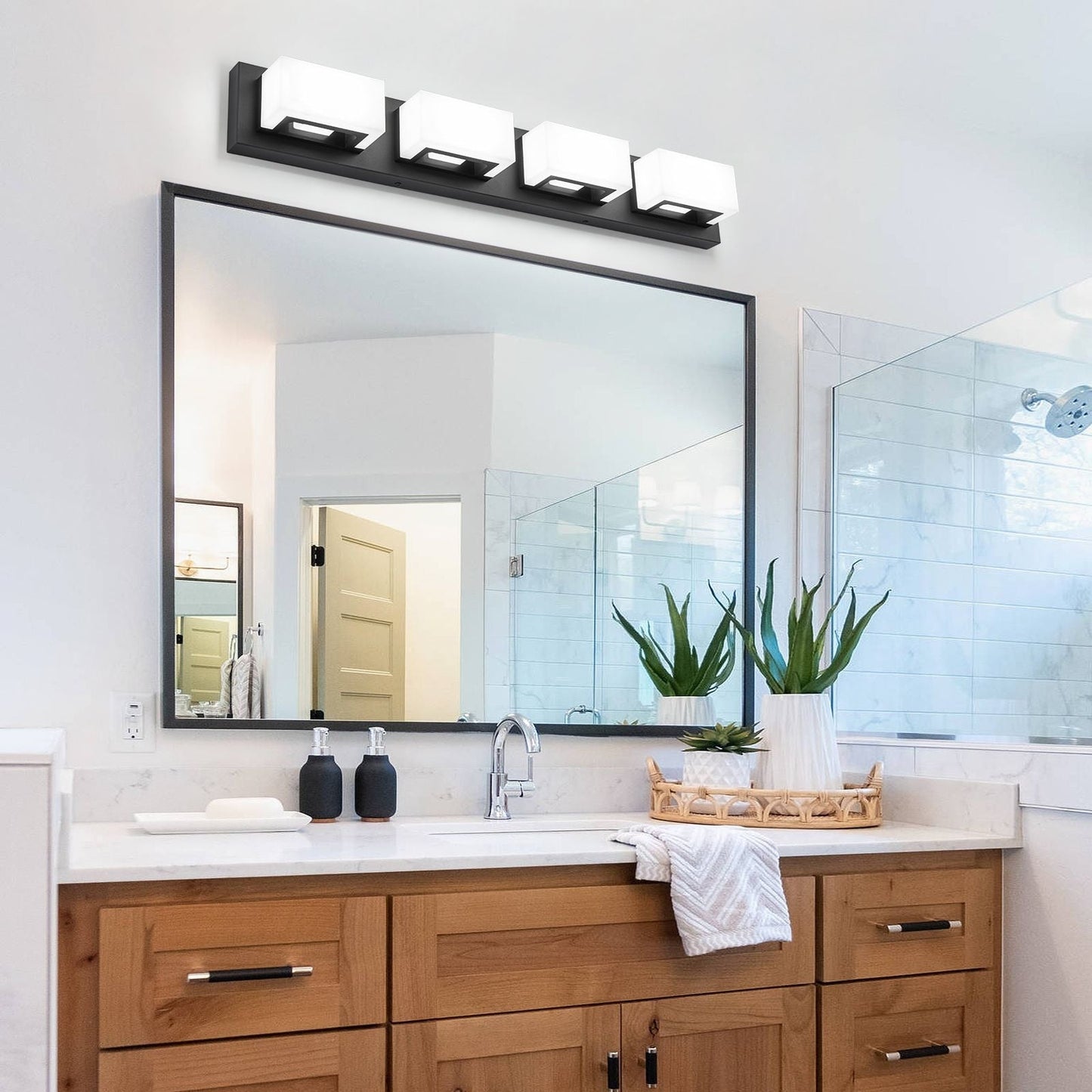 Applique murale LED moderne pour salle de bain, 3/4/5 lumières, noir mat, à intensité variable.