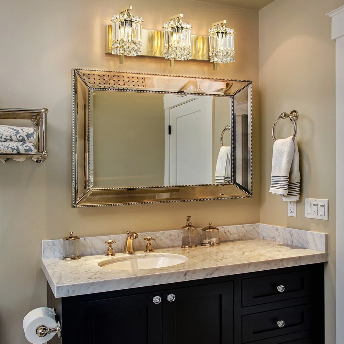 Applique murale en cristal à 3 lumières pour miroir de salle de bain moderne et glamour