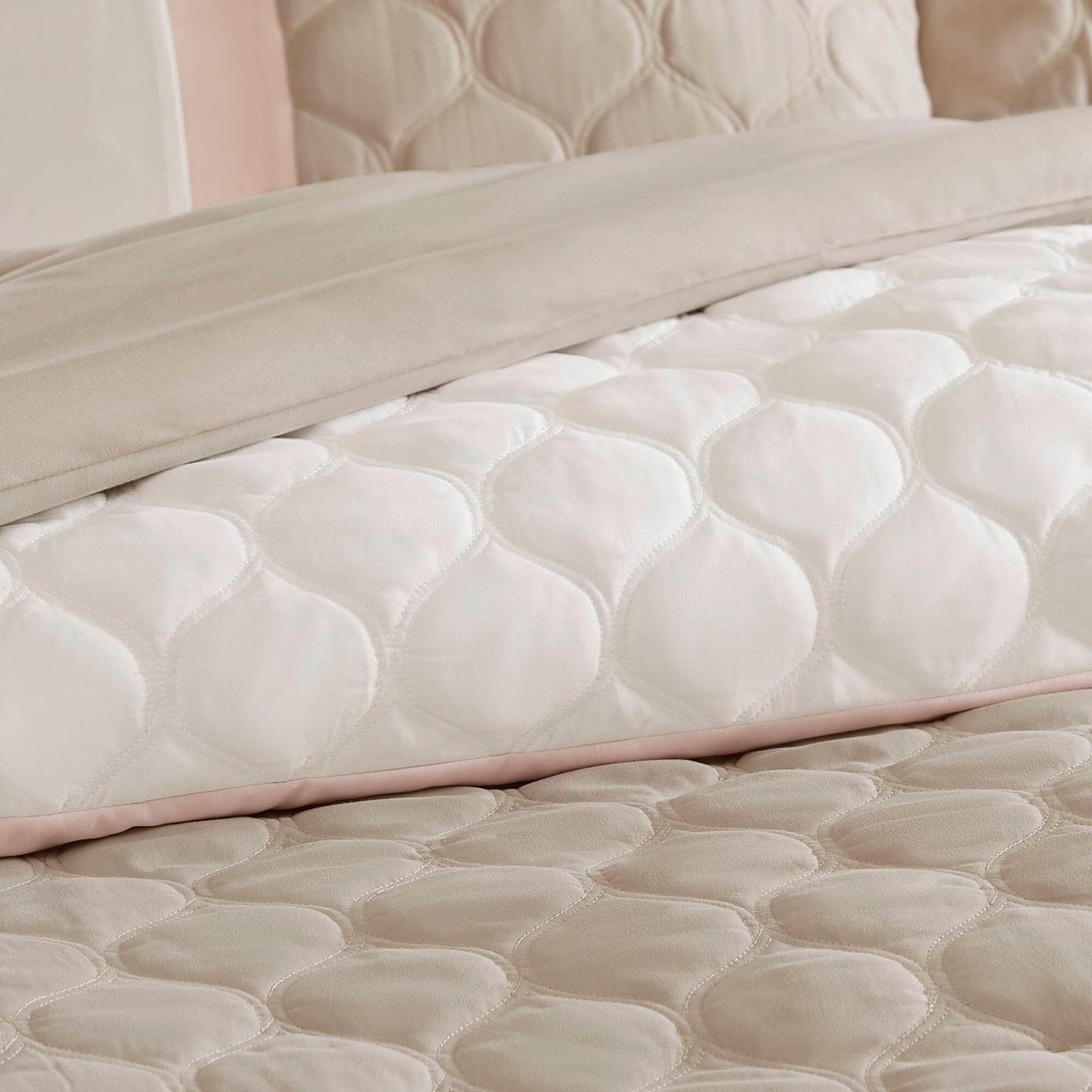 Ensemble de couette 8 pièces Josefina de 510 Design