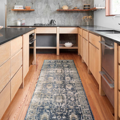 Tapis traditionnel Alexander Home Josefina en fer forgé ornemental