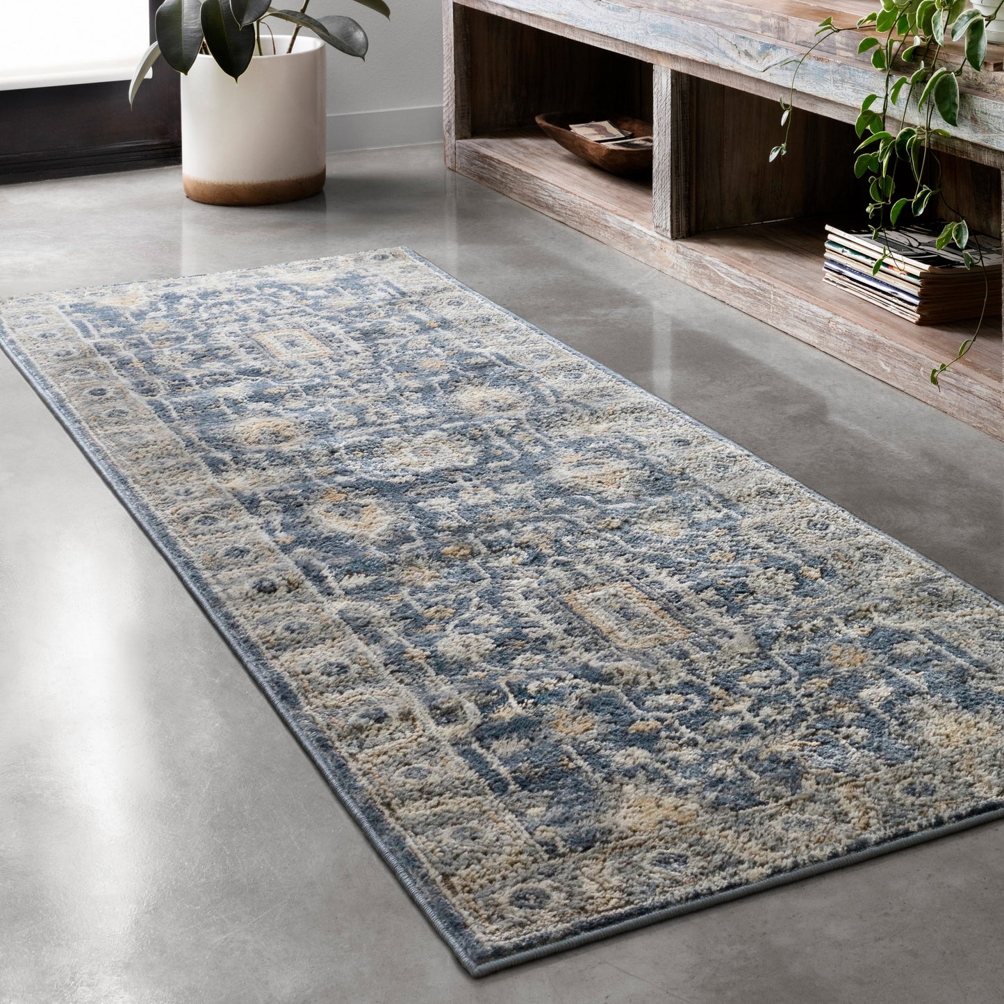 Tapis traditionnel Alexander Home Josefina en fer forgé ornemental