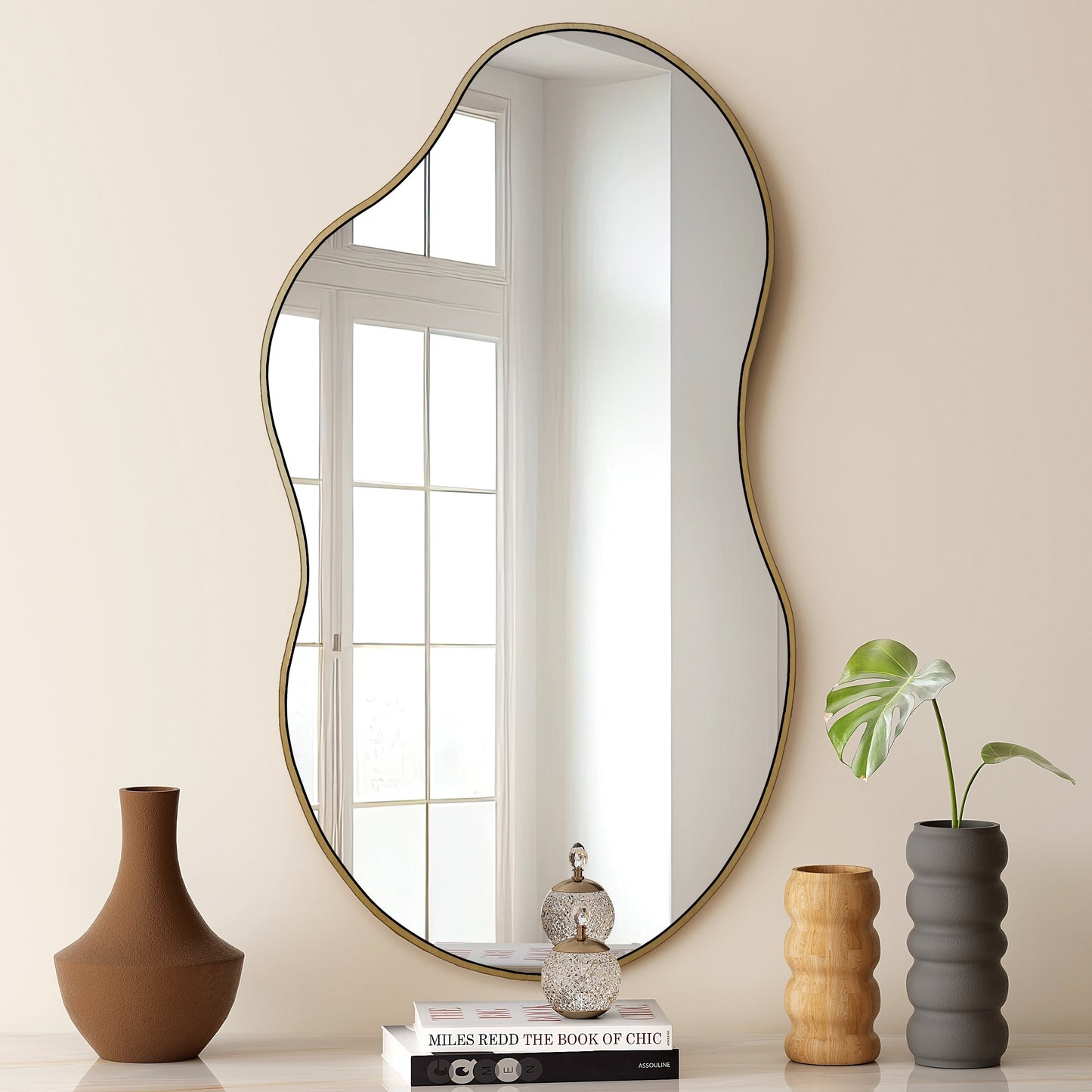 Miroir mural asymétrique ondulé de style antique