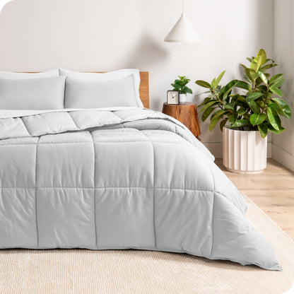 Ensemble de couette hypoallergénique Bare Home en duvet synthétique