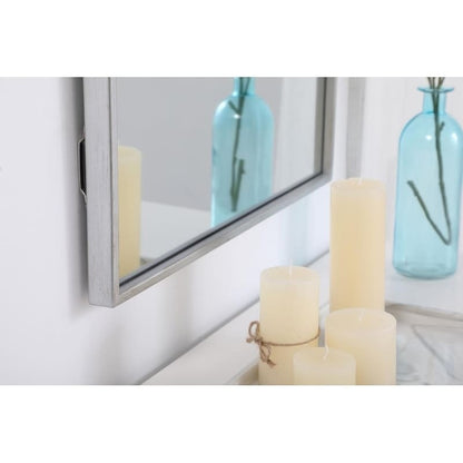 Miroir rectangulaire à cadre métallique Carson Carrington Salsnas