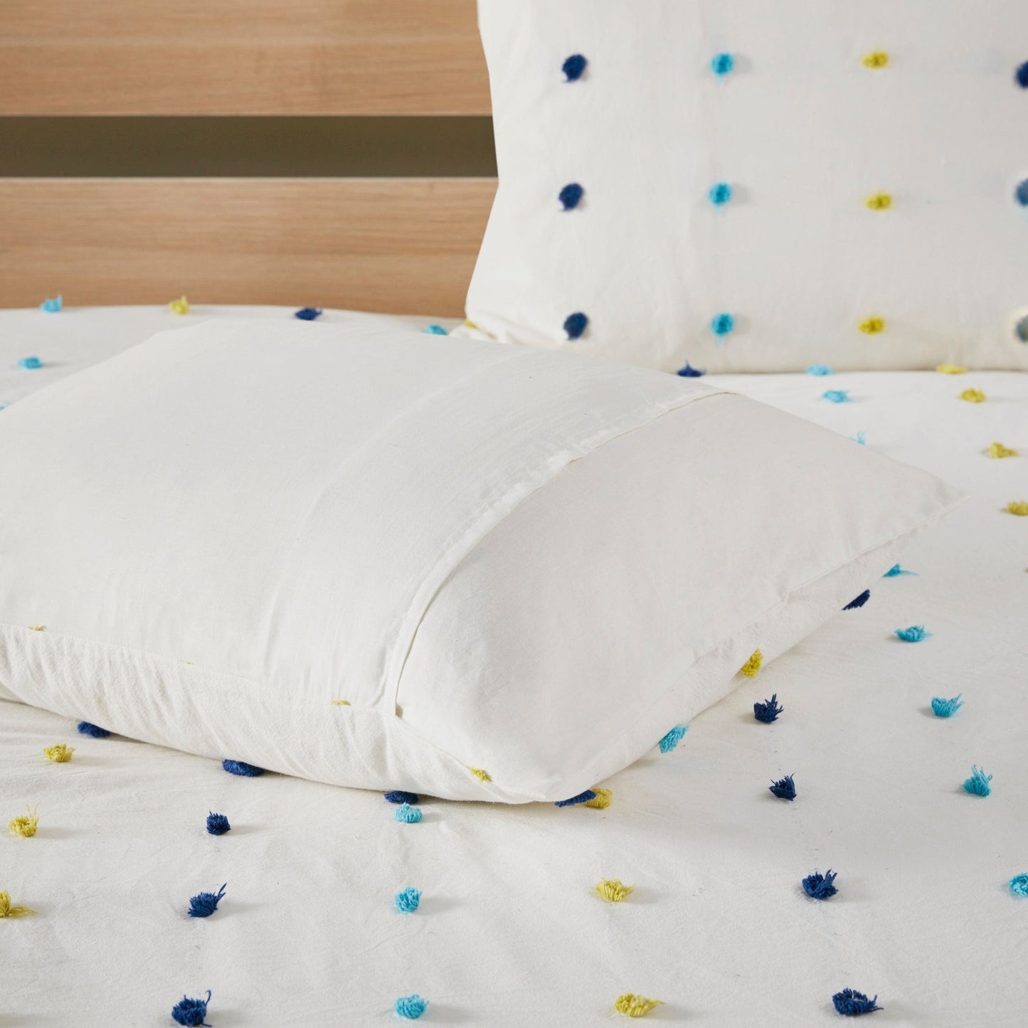 Ensemble de couette à pompons Ensley en coton jacquard par Intelligent Design Kids