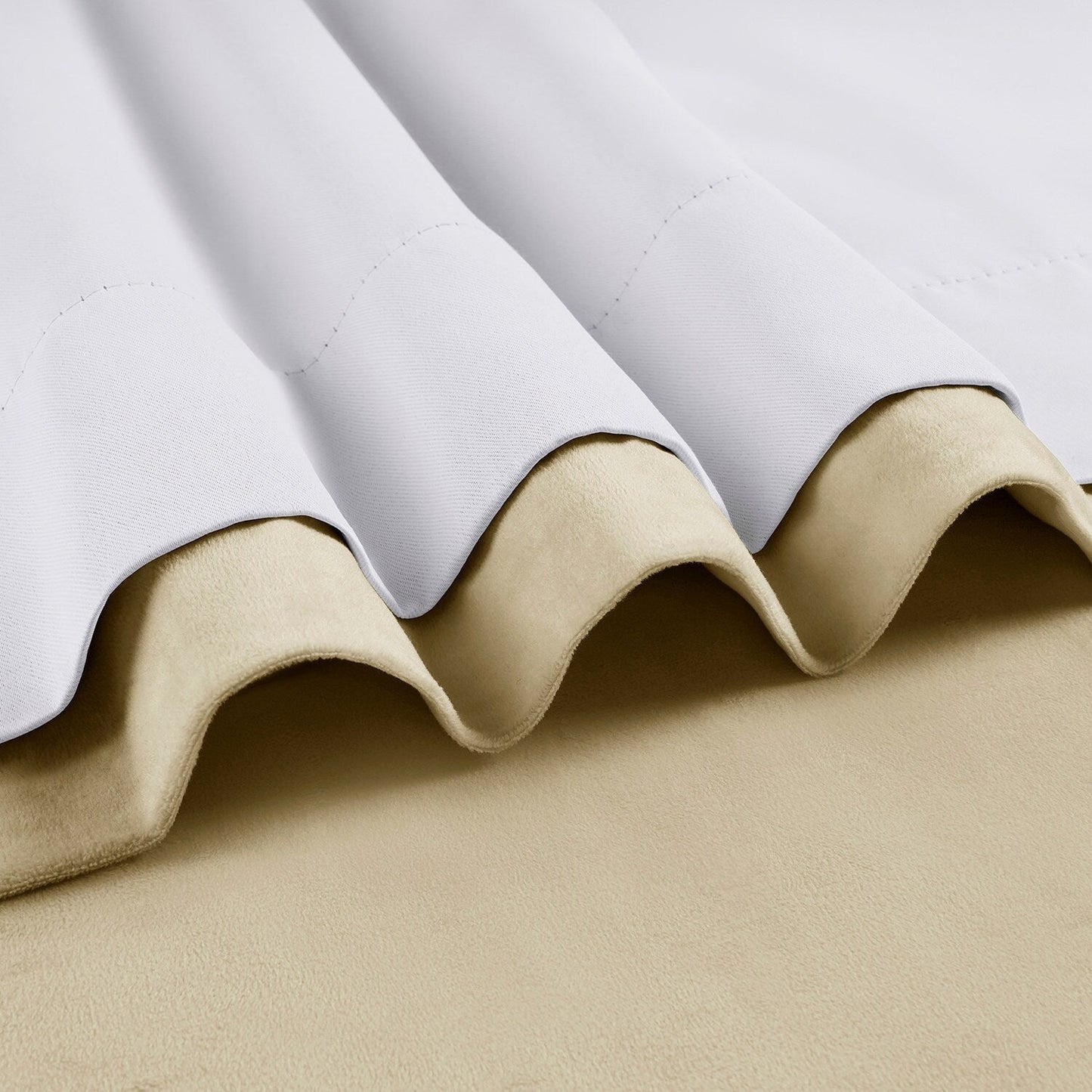 Rideau occultant en velours signature Exclusive Fabrics (1 panneau)