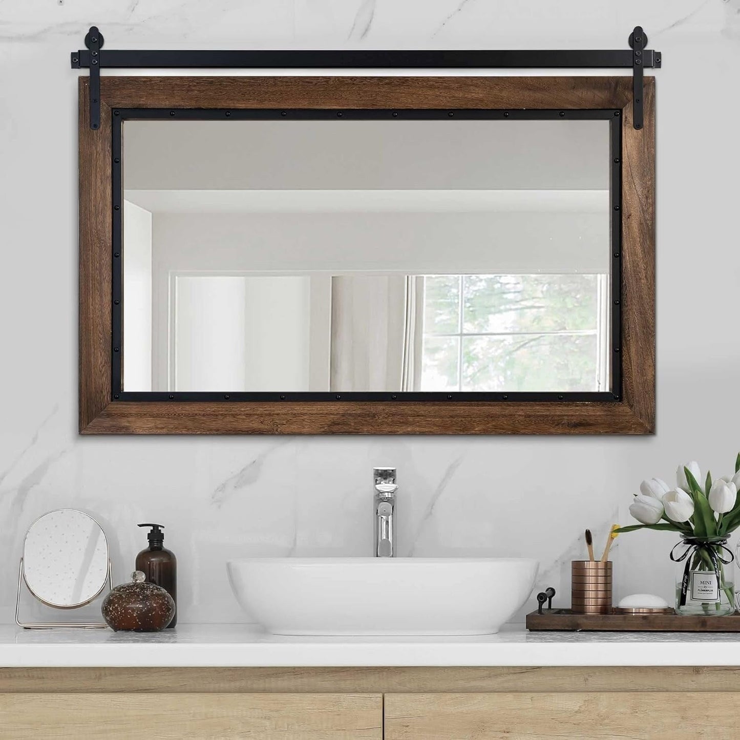 Miroir mural de salle de bain en bois naturel style porte de grange