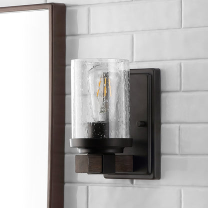 Applique murale LED style ferme rustique en fer et verre bullé, par JONATHAN Y