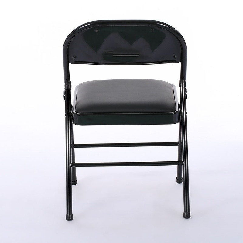 Lot de 4 chaises pliantes noires avec assise rembourrée en cuir.