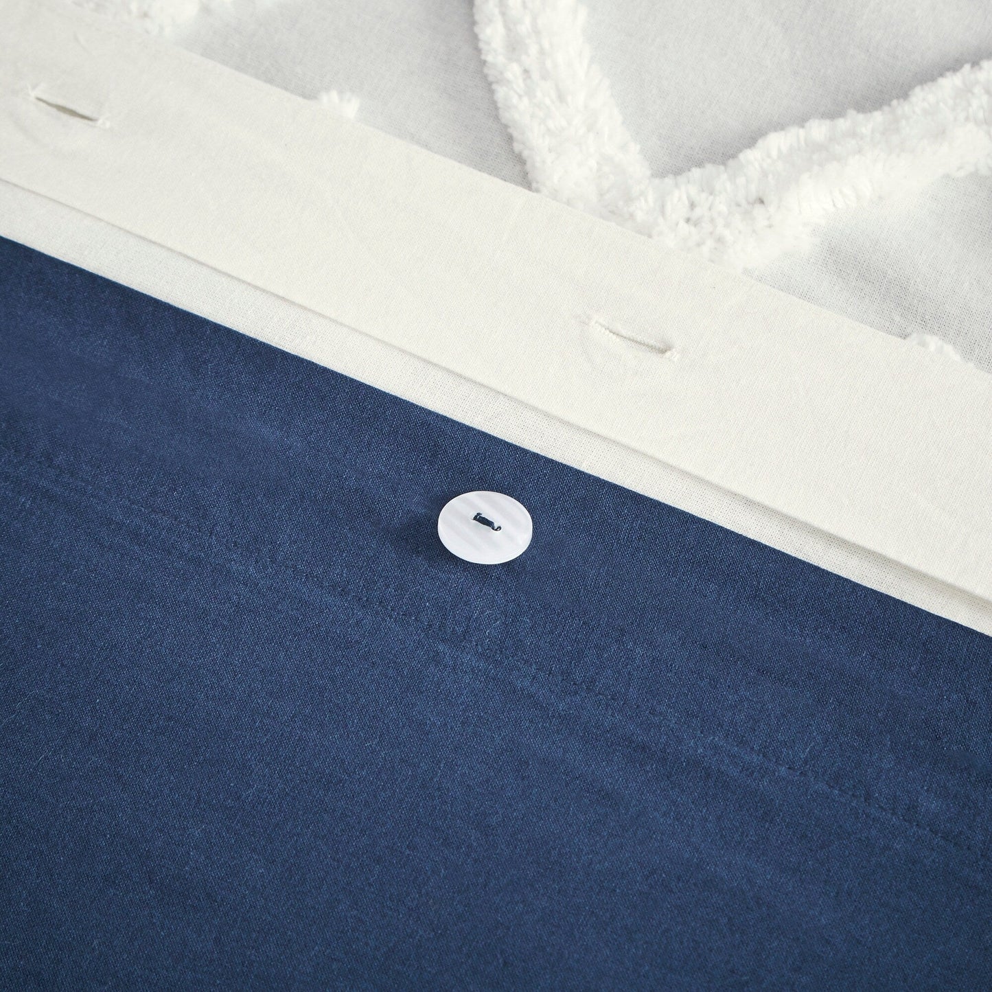 Parure de lit 3 pièces INK+IVY Mila en coton avec touffetage chenille