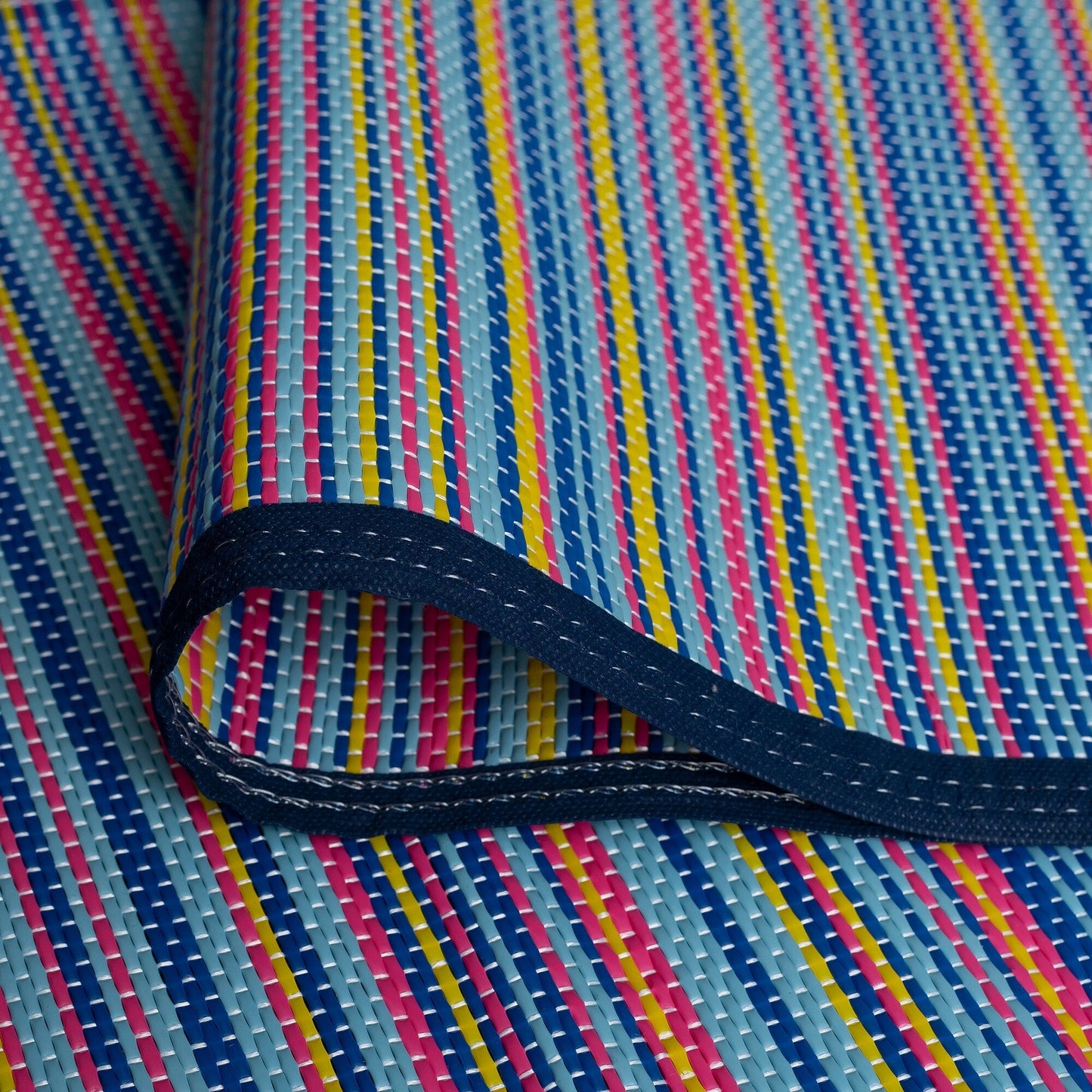 Tapis d'intérieur/extérieur à rayures de plage Lalune