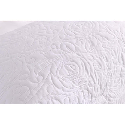 Taie d'oreiller brodée Porch &amp; Den Manor (lot de 2)