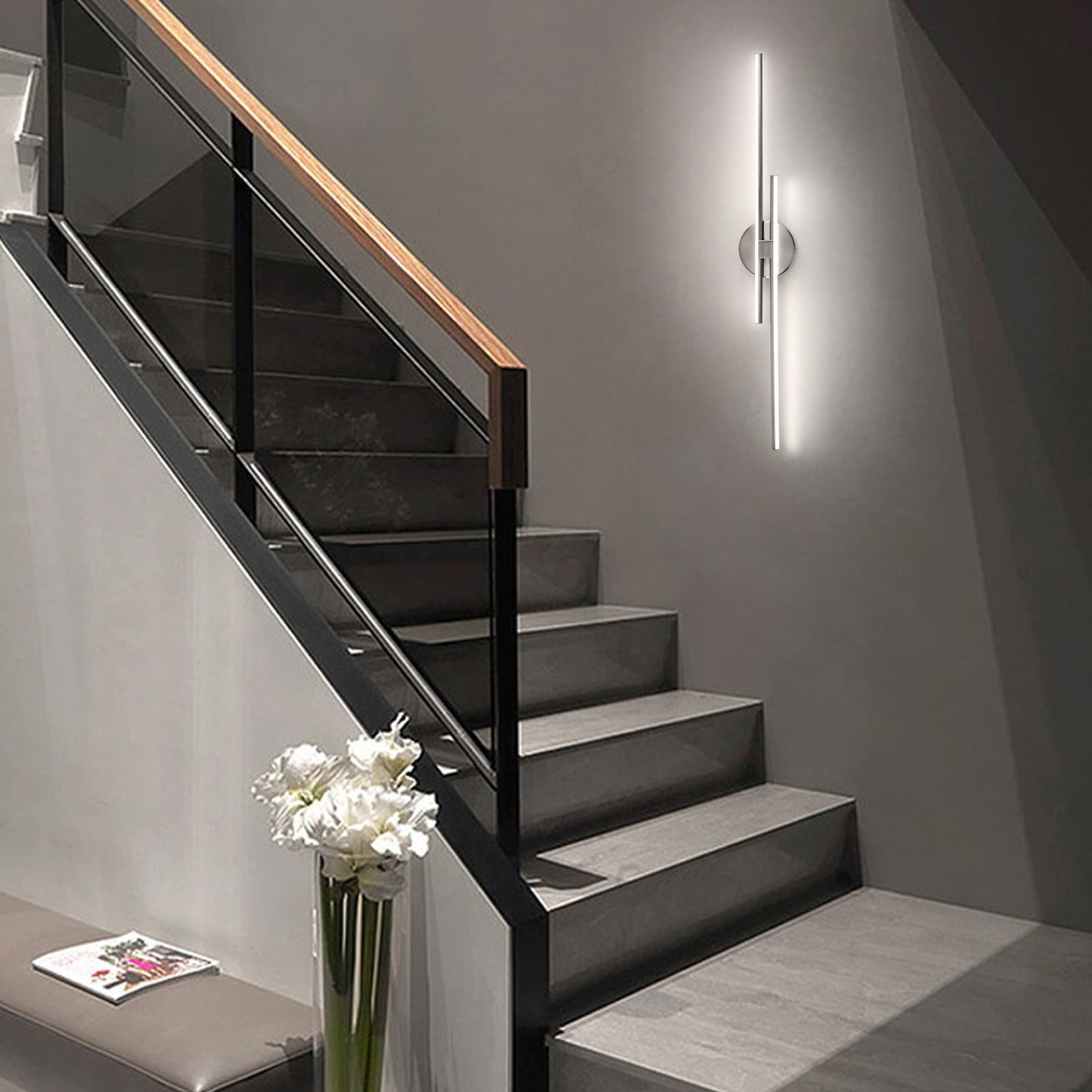 Applique murale minimaliste en métal linéaire à LED dimmable à 2 lumières