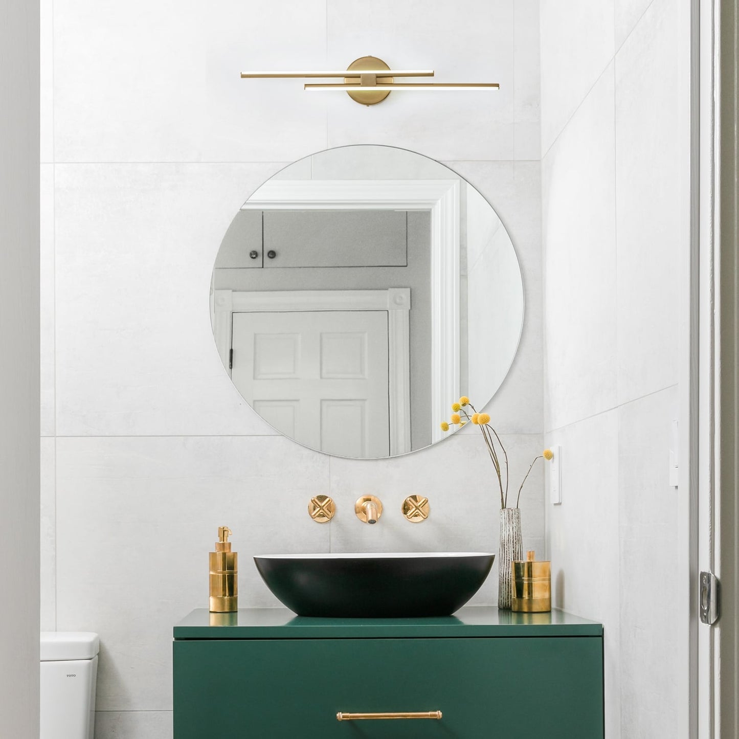 Applique murale minimaliste en métal linéaire à LED dimmable à 2 lumières