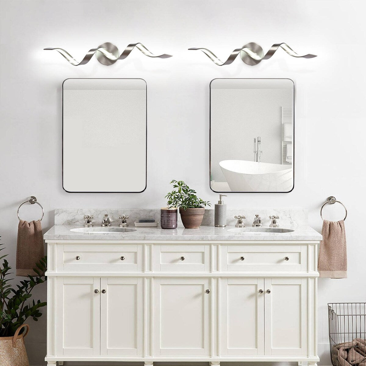 Applique murale LED moderne en spirale pour salle de bain, à intensité variable.