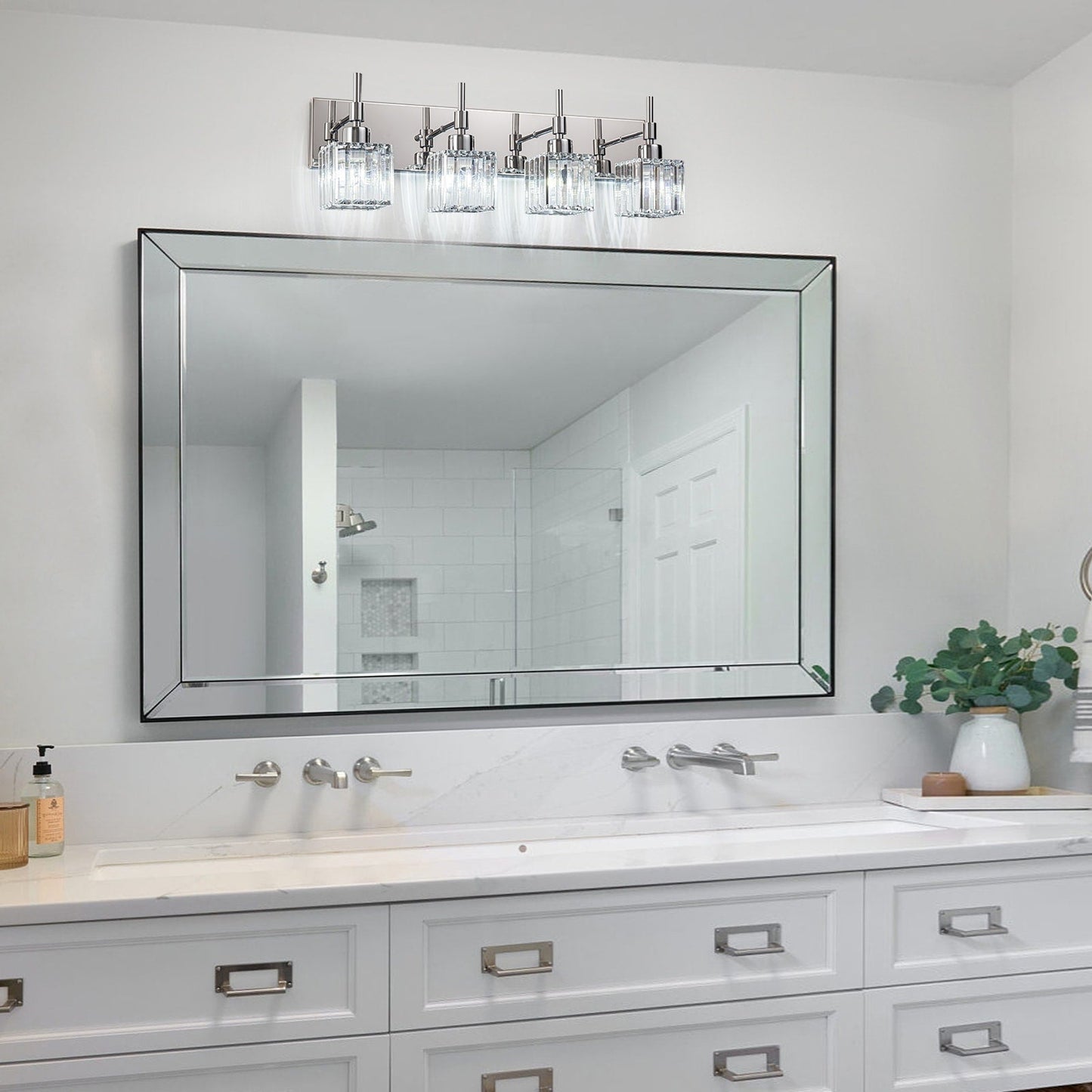 Luminaires de salle de bain en cristal à intensité variable Ora Modern sur miroir Glam Vanity Lights