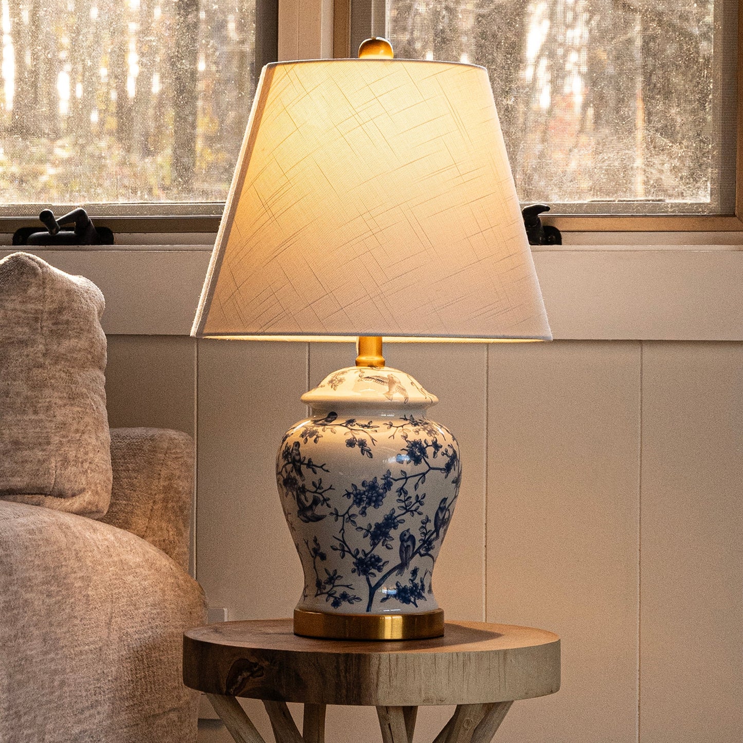 Lampe de table LED Penelope 22 Chinoiserie, bleu/blanc, par JONATHAN Y