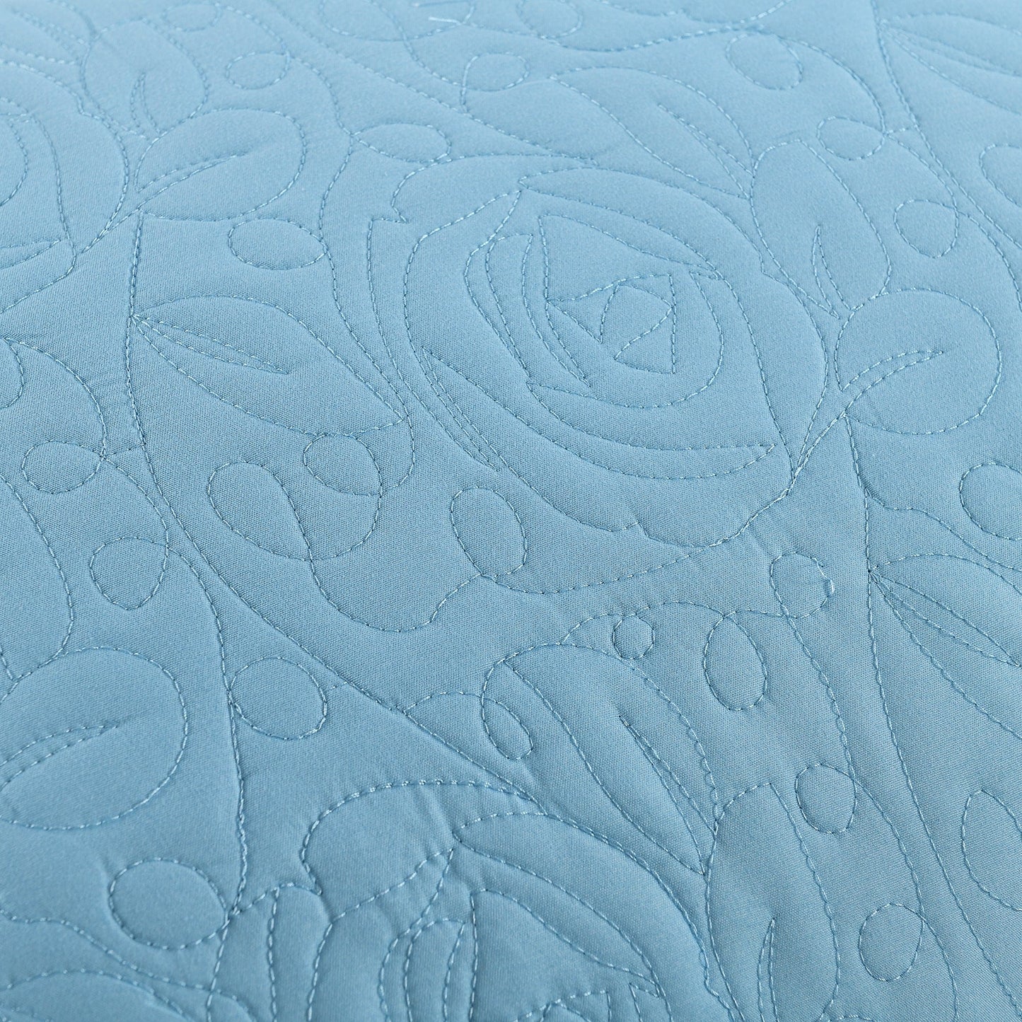 Taie d'oreiller brodée Porch &amp; Den Manor (lot de 2)