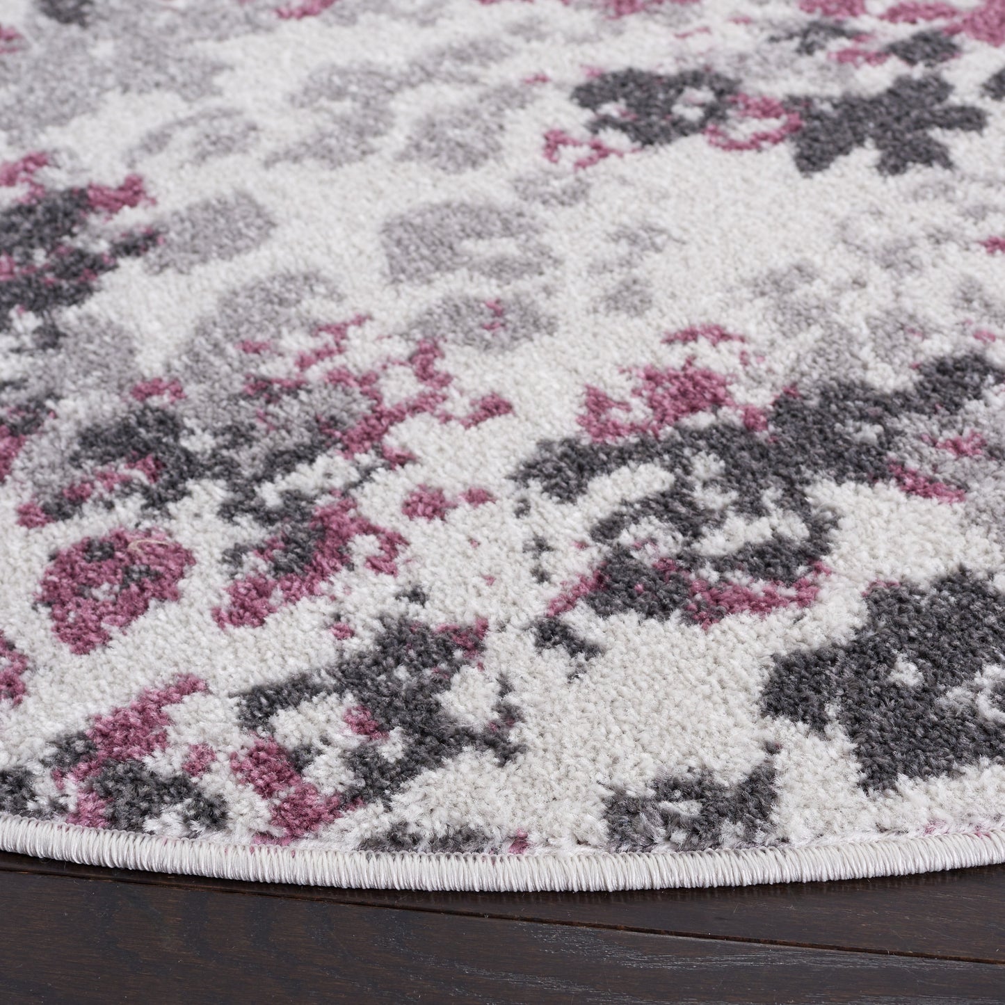 Tapis Adirondack Venelina vintage à motif floral SAFAVIEH