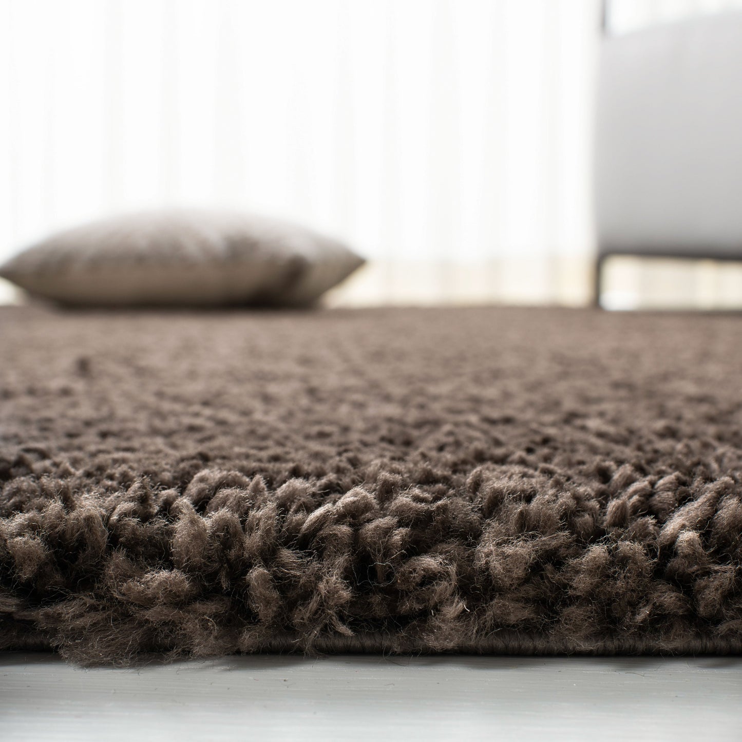Tapis SAFAVIEH August Wilhelma Shag uni de 3 cm d'épaisseur