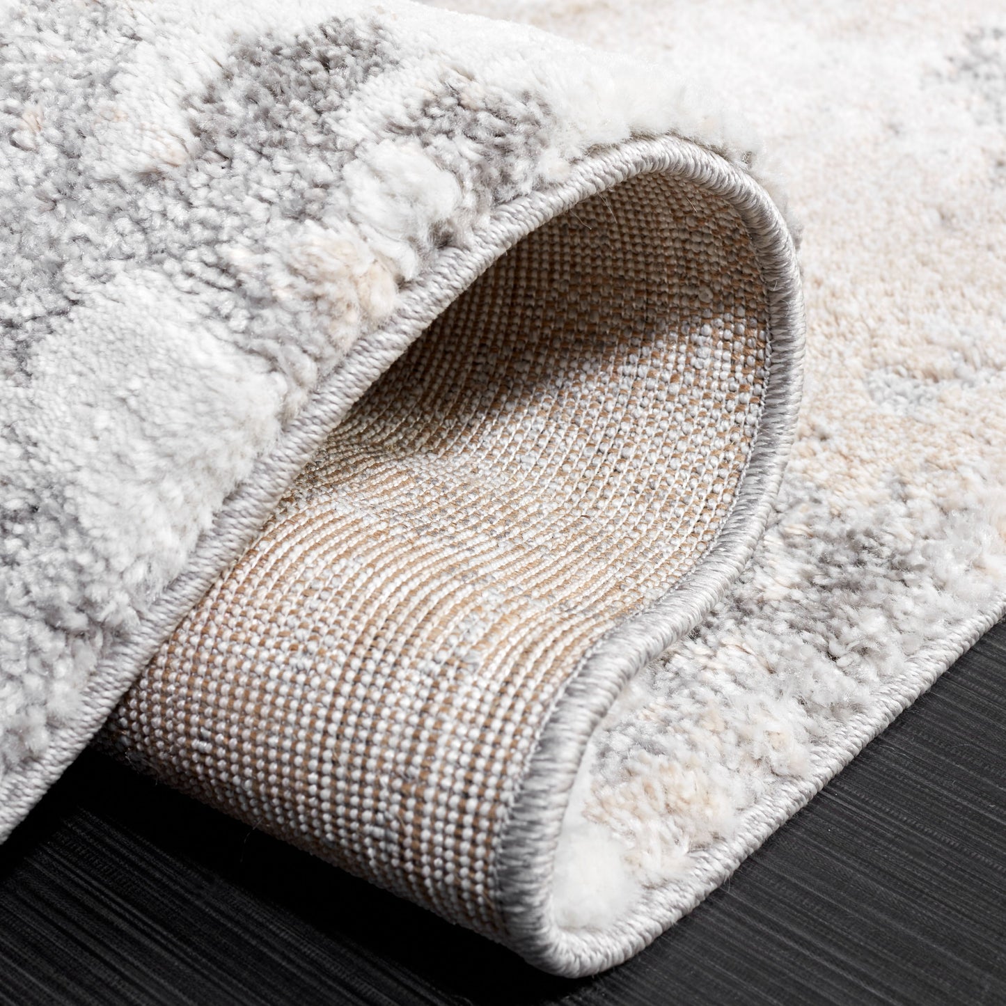 Tapis abstrait moderne SAFAVIEH Century Dagnija