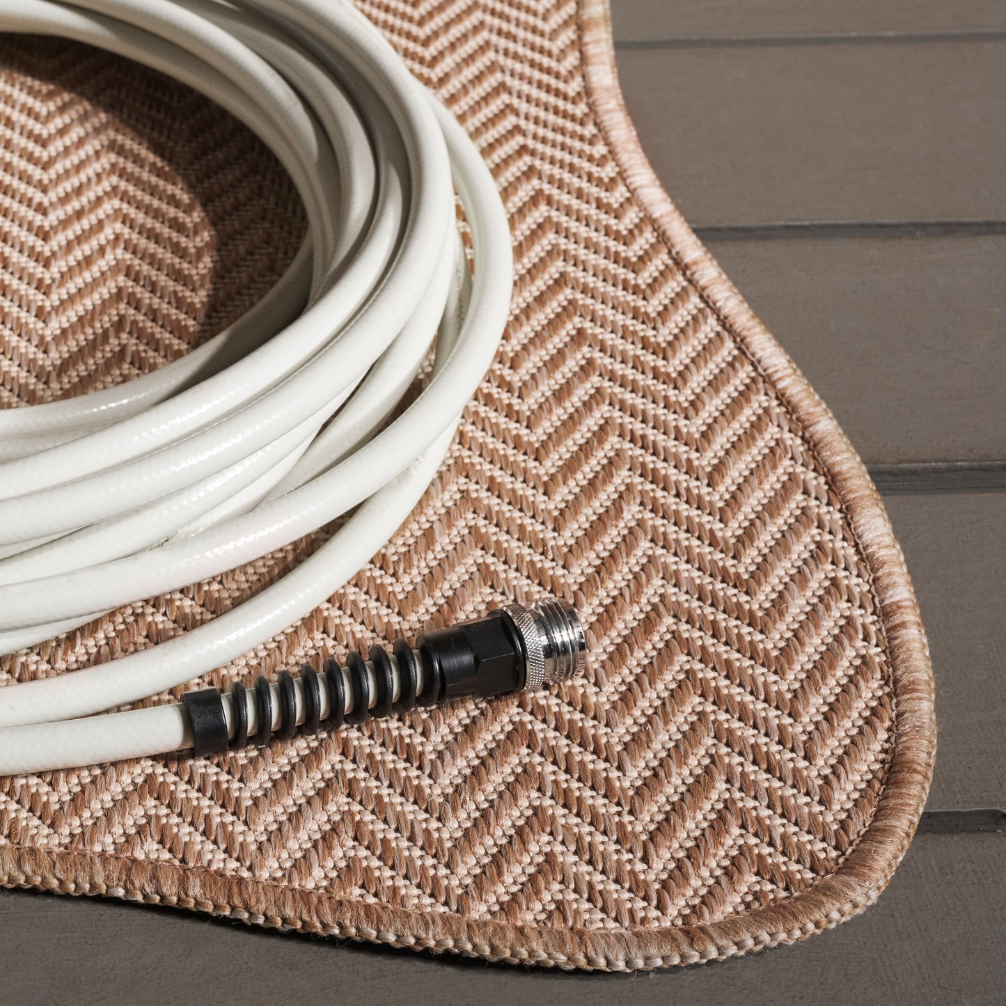 Tapis de jardin imperméable SAFAVIEH Courtyard Ilmur pour intérieur/extérieur