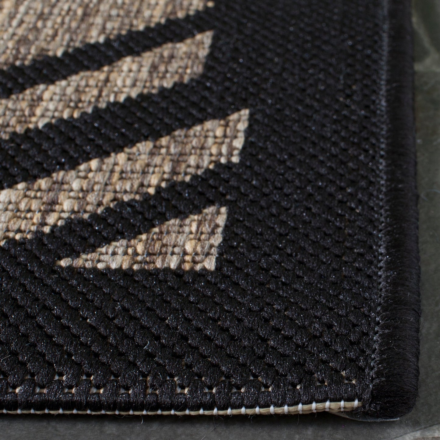 Tapis de jardin/terrasse imperméable SAFAVIEH Courtyard Jeanine