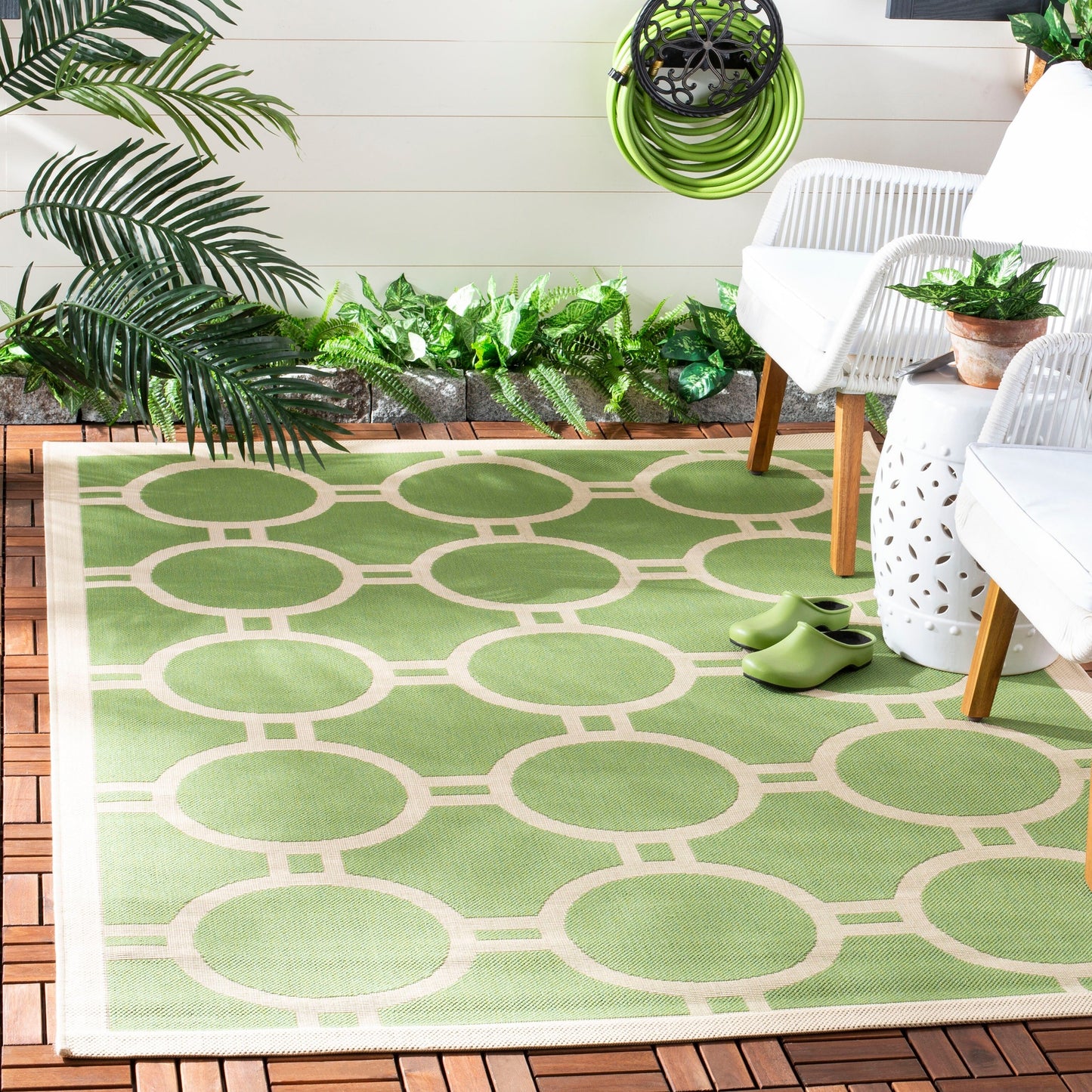 Tapis de jardin imperméable SAFAVIEH Courtyard Nira pour intérieur/extérieur