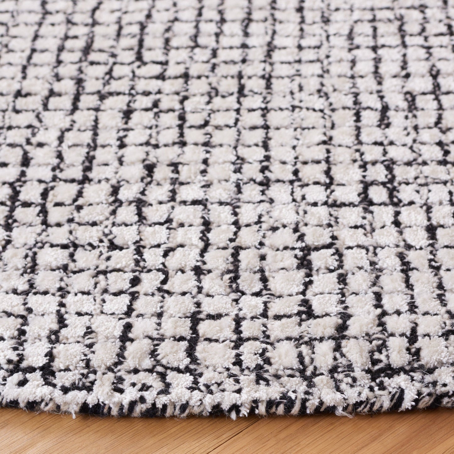 Tapis moderne en viscose SAFAVIEH fait main, abstrait, Marikka