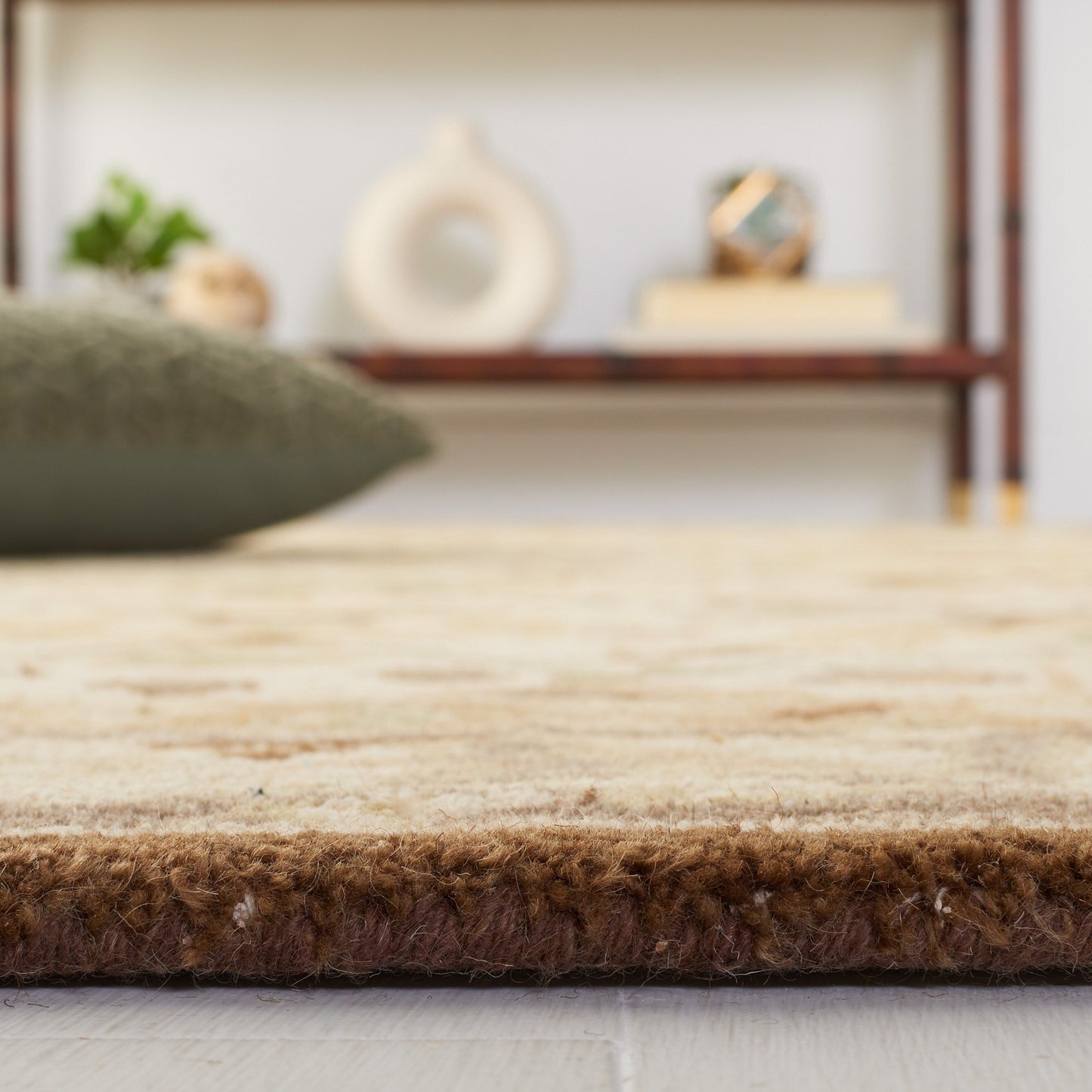 Tapis oriental traditionnel SAFAVIEH en laine filée à la main, Anatolie Renelle, fait main