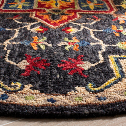 Tapis en laine Aspen Rosmarie Boho Tribal fait main SAFAVIEH