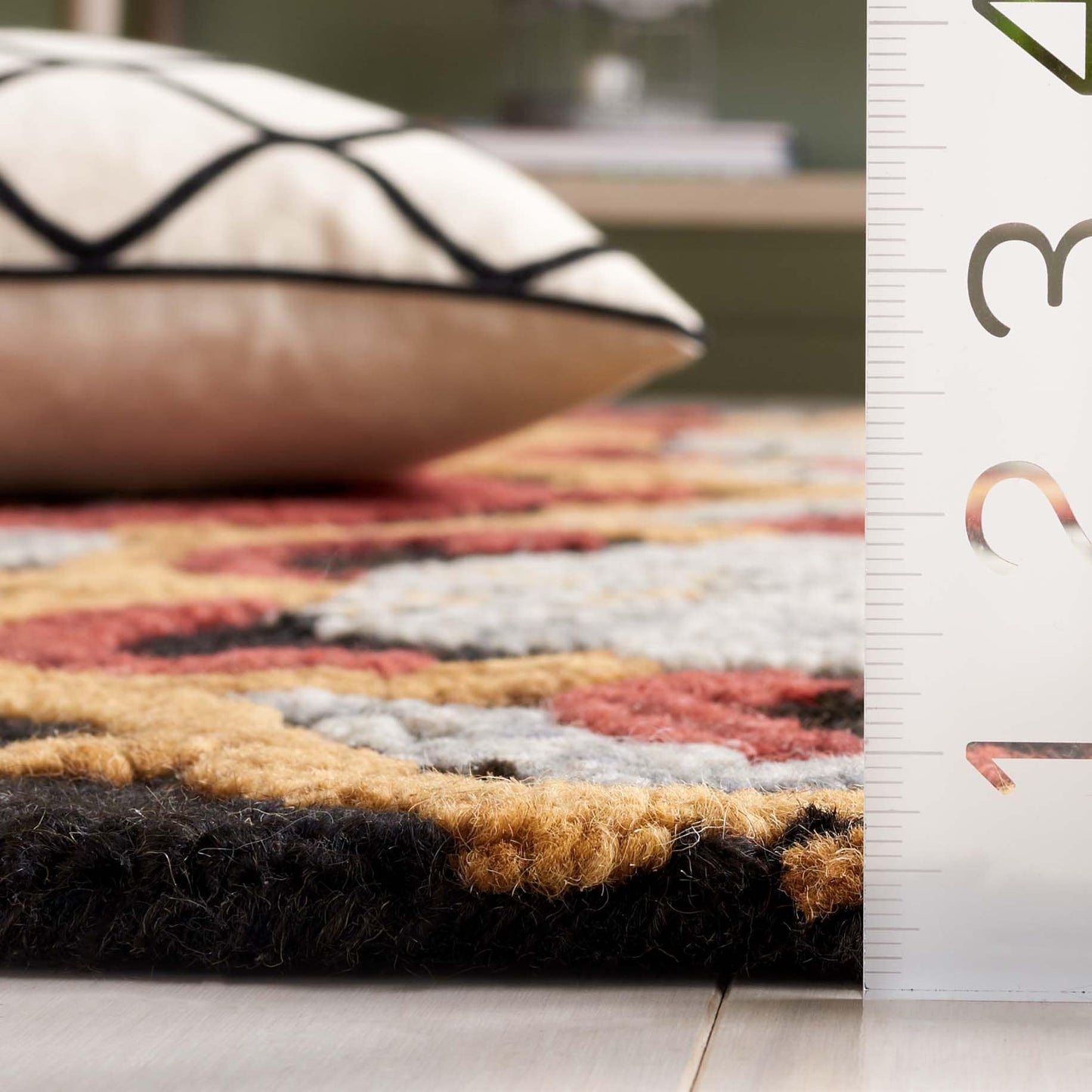 Tapis en laine à motif floral Porzia fait main SAFAVIEH