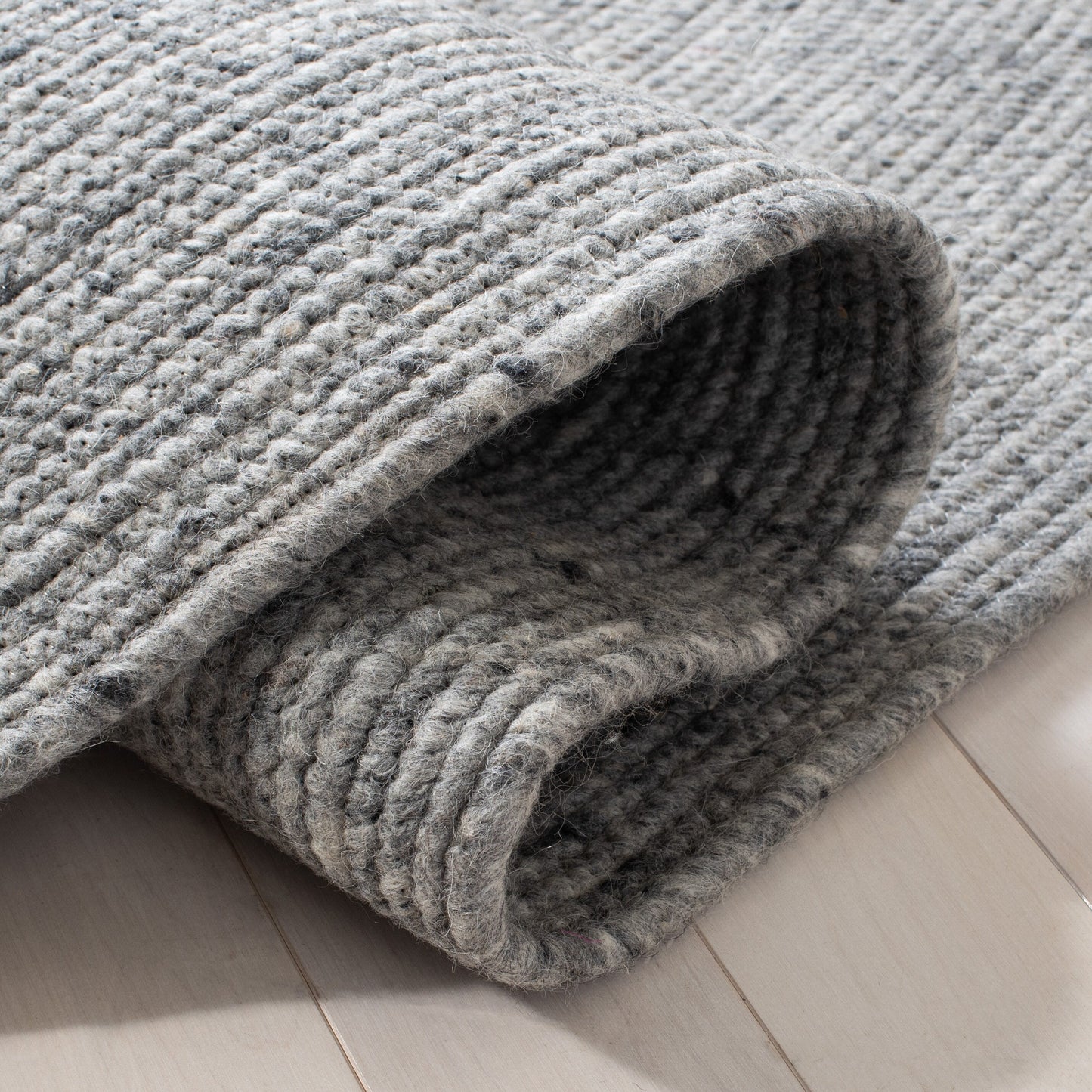 Tapis de campagne tressé à la main SAFAVIEH en laine