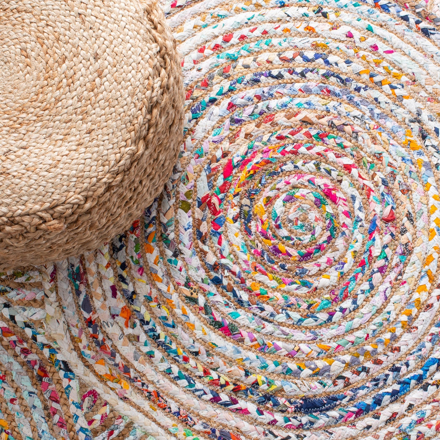 Tapis en jute côtier Eulogia de Cape Cod, fait main par SAFAVIEH