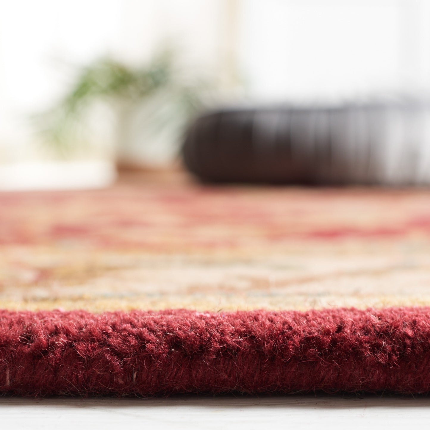 Tapis oriental traditionnel en laine SAFAVIEH fait main, héritage du lion