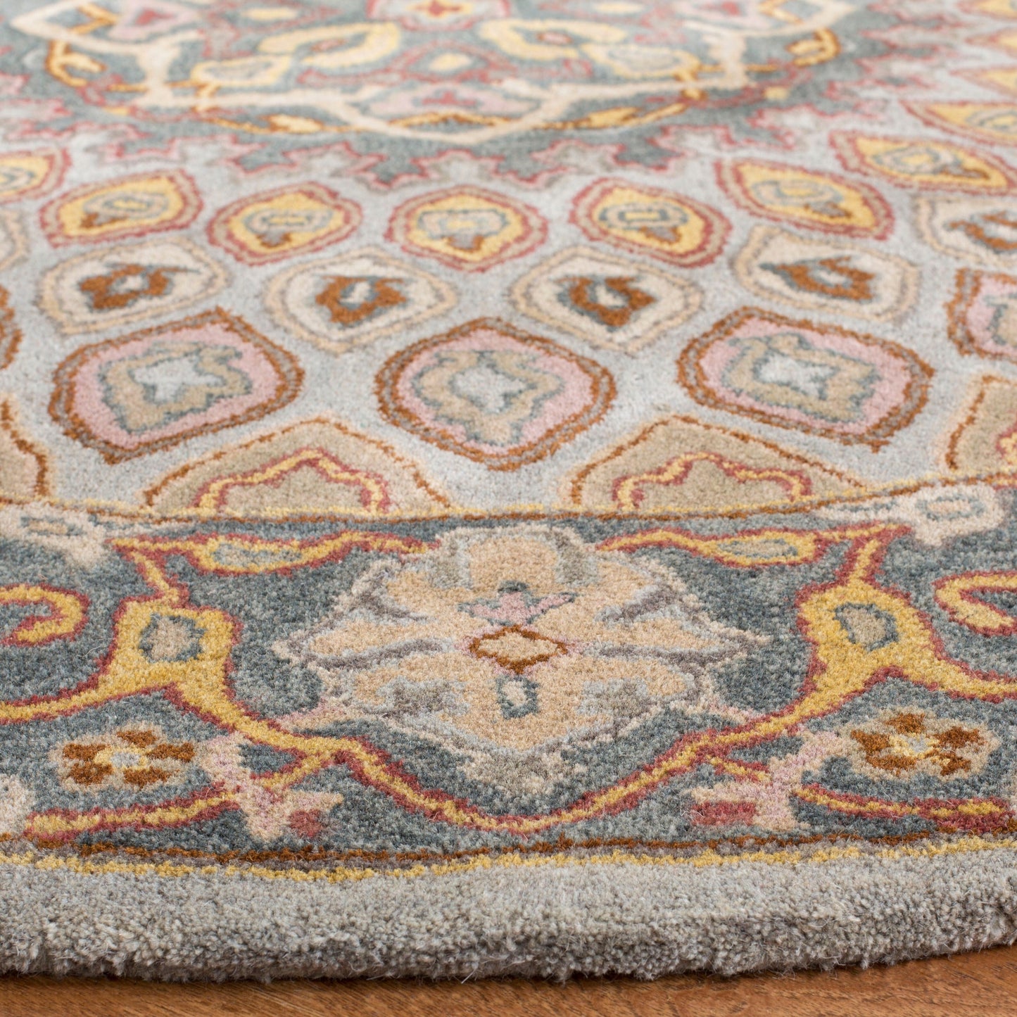 Tapis oriental traditionnel en laine SAFAVIEH fait main, modèle Heritage Wayfarer