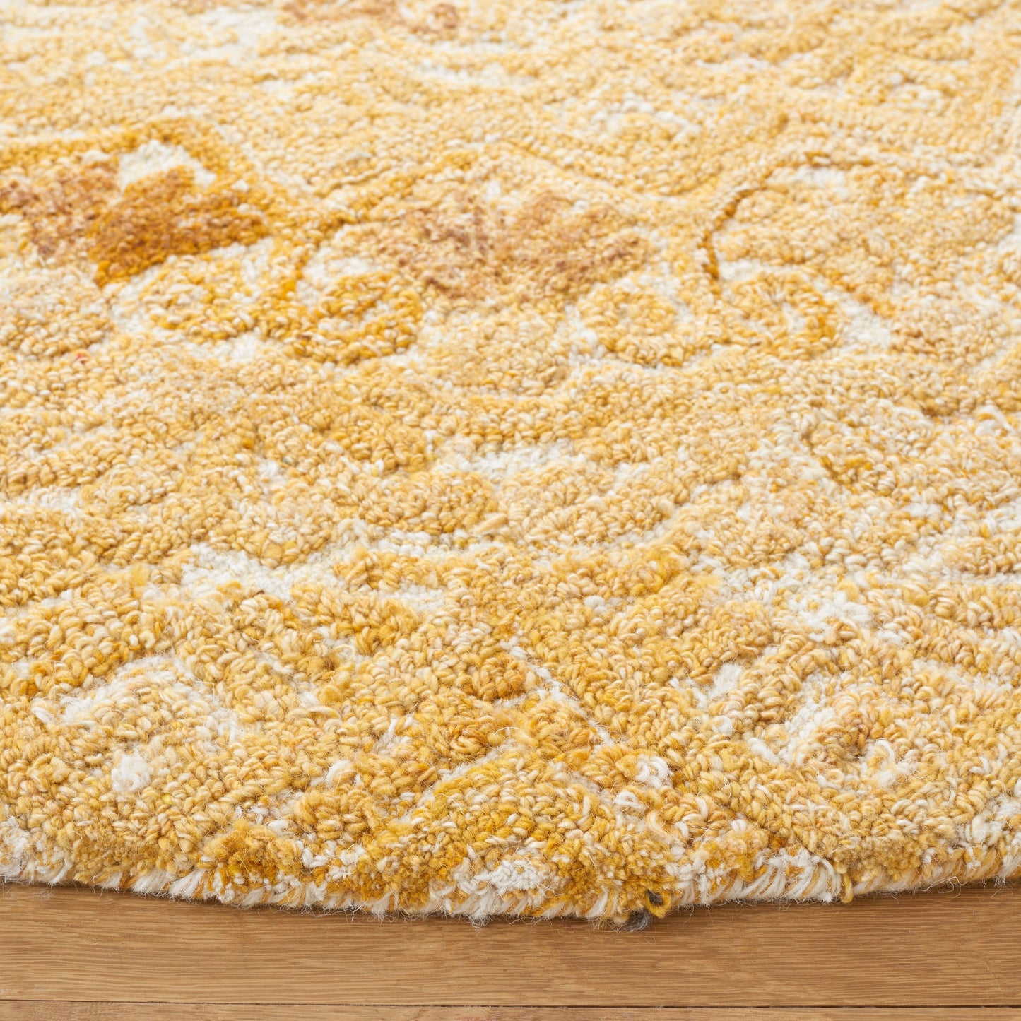 SAFAVIEH Tapis en laine à médaillon moderne Carlijn fait à la main