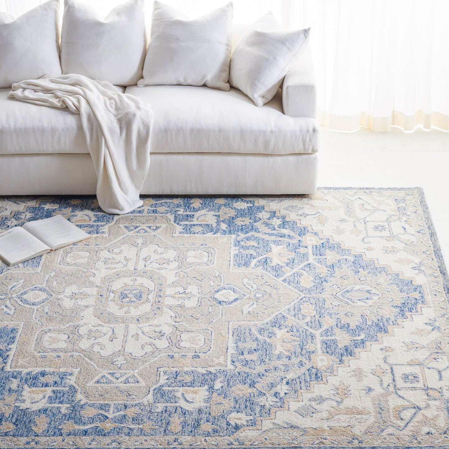 Tapis en laine SAFAVIEH à micro-boucles, motif médaillon Gulseven, fait main