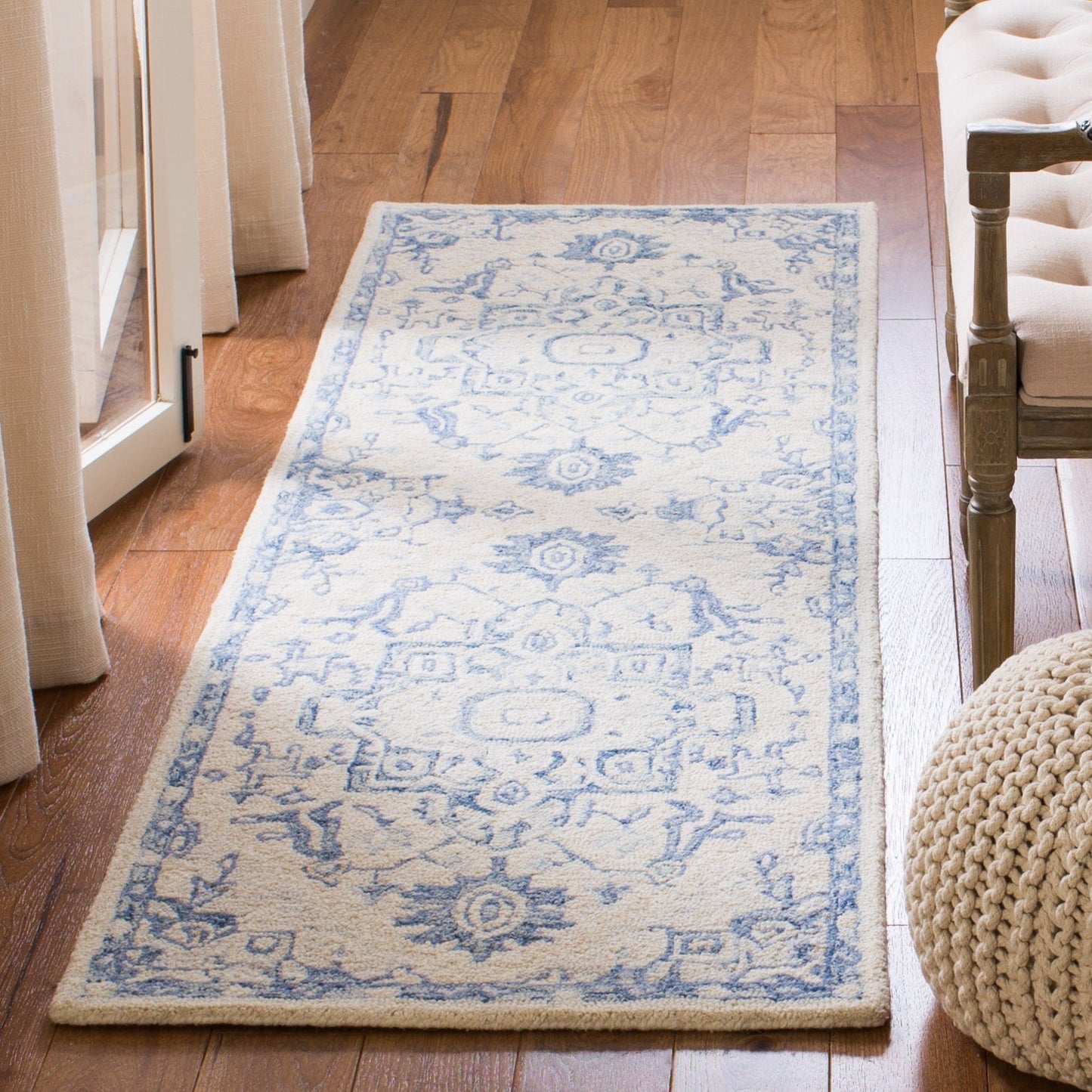 Tapis en laine SAFAVIEH à micro-boucles, motif médaillon Gulseven, fait main