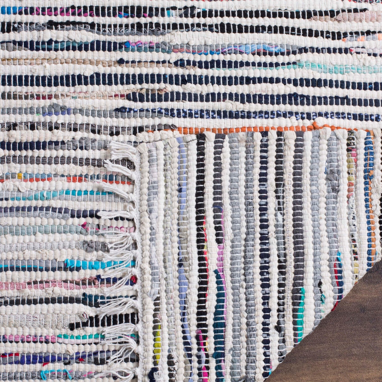 Tapis en coton à rayures scintillantes fait main SAFAVIEH