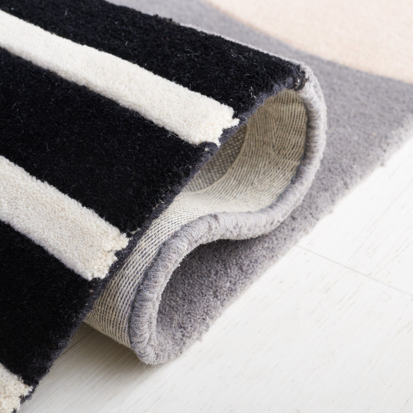 SAFAVIEH Fait main Rodeo Drive Willow Abstrait en laine moderne du milieu du siècle