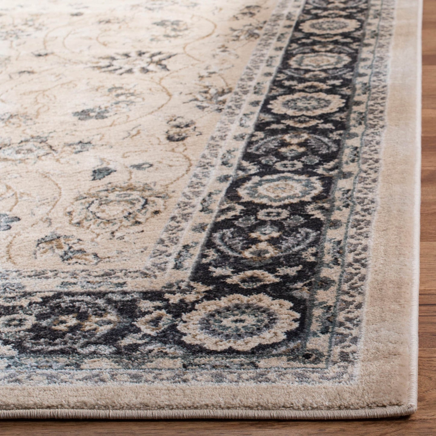 Tapis oriental traditionnel SAFAVIEH Lyndhurst Sydell