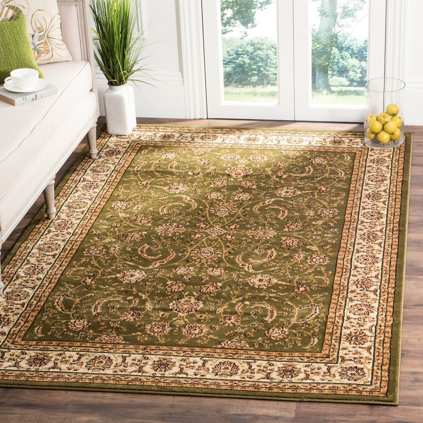 Tapis oriental traditionnel SAFAVIEH Lyndhurst Verdell
