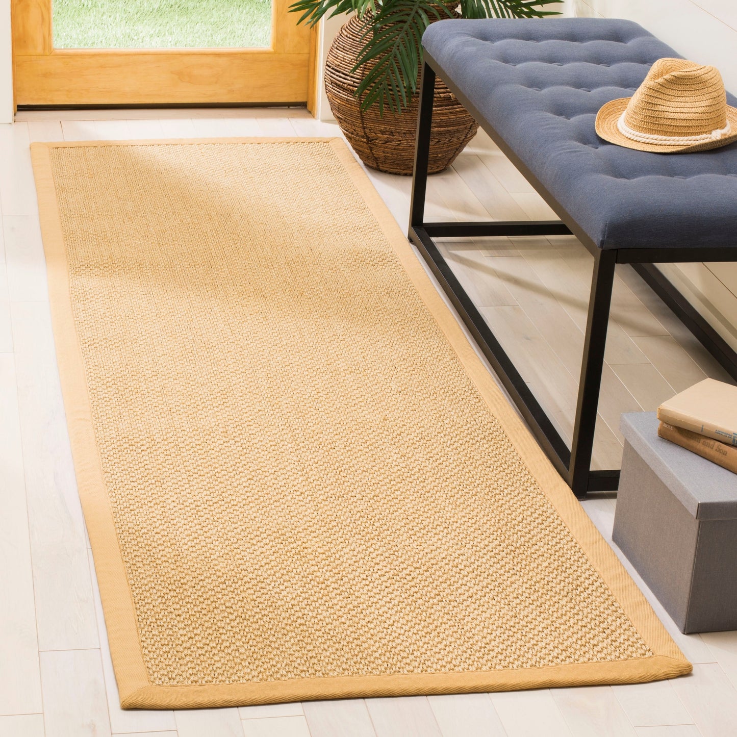Tapis SAFAVIEH en fibres naturelles Elmyra avec bordure en sisal