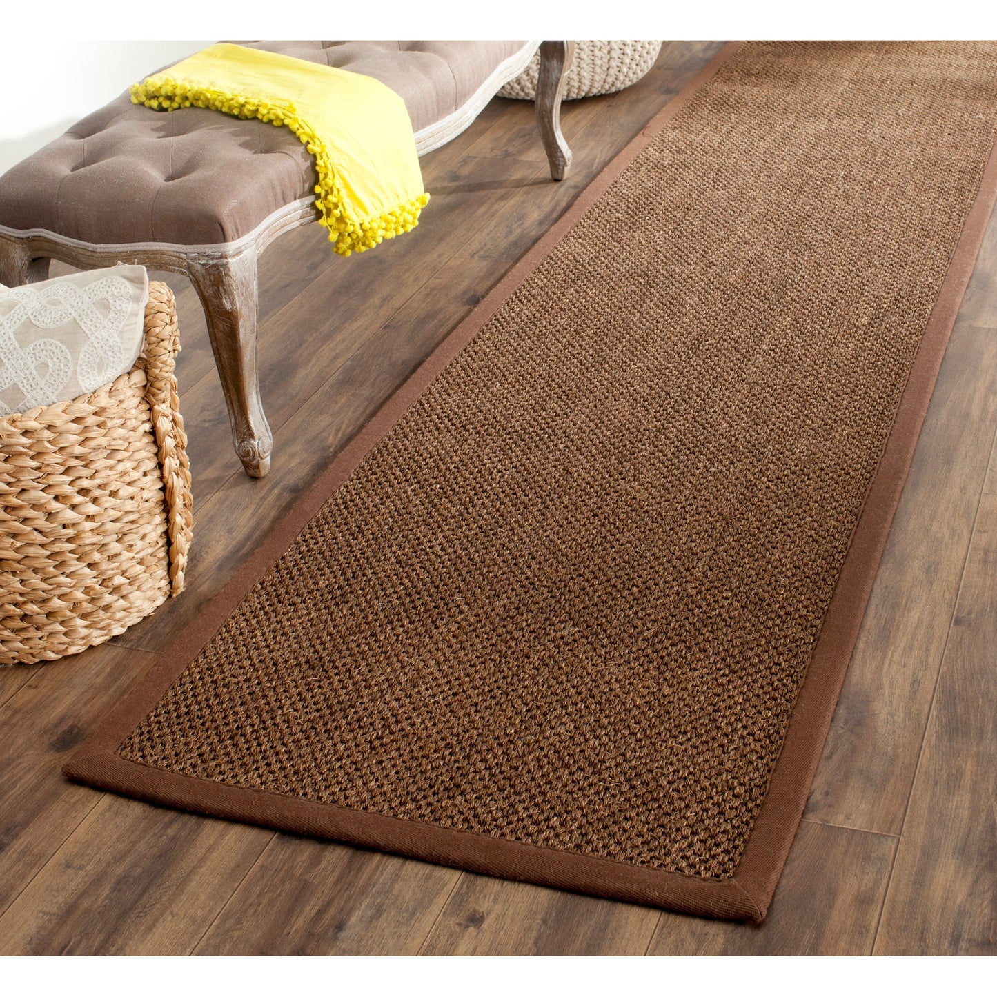 Tapis SAFAVIEH en fibres naturelles Elmyra avec bordure en sisal