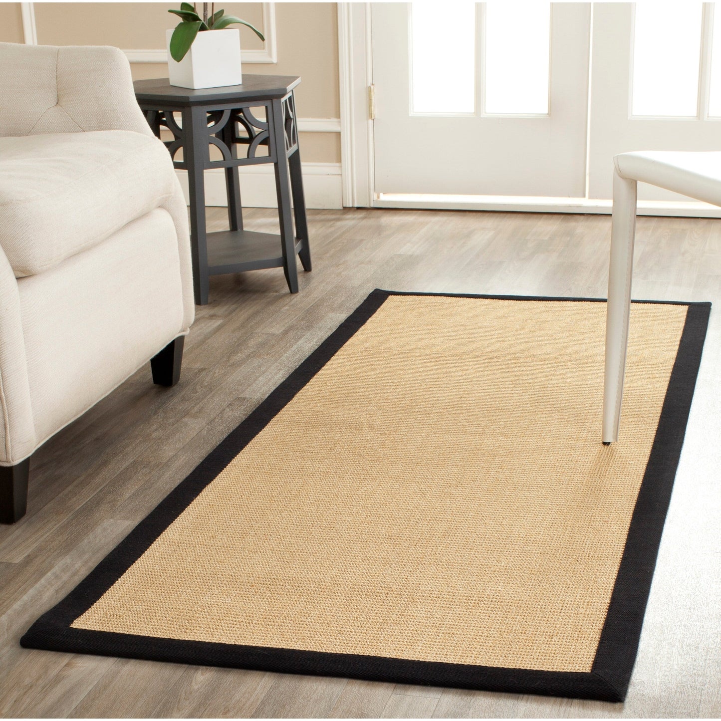 Tapis en sisal à bordure Madelyn en fibres naturelles SAFAVIEH