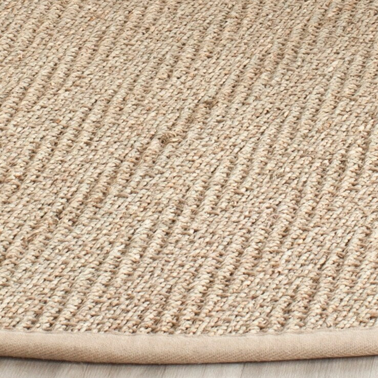 Tapis Trilby en fibres naturelles SAFAVIEH à chevrons en jonc de mer