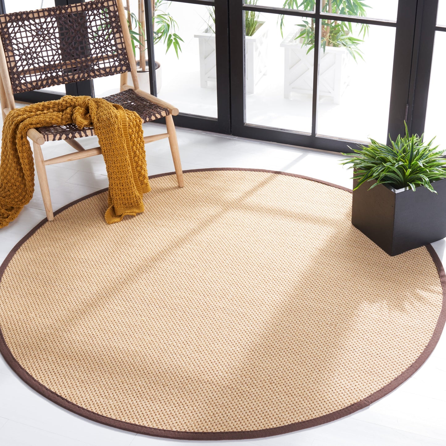 Tapis en sisal SAFAVIEH Venus en fibre naturelle, bordure décontractée