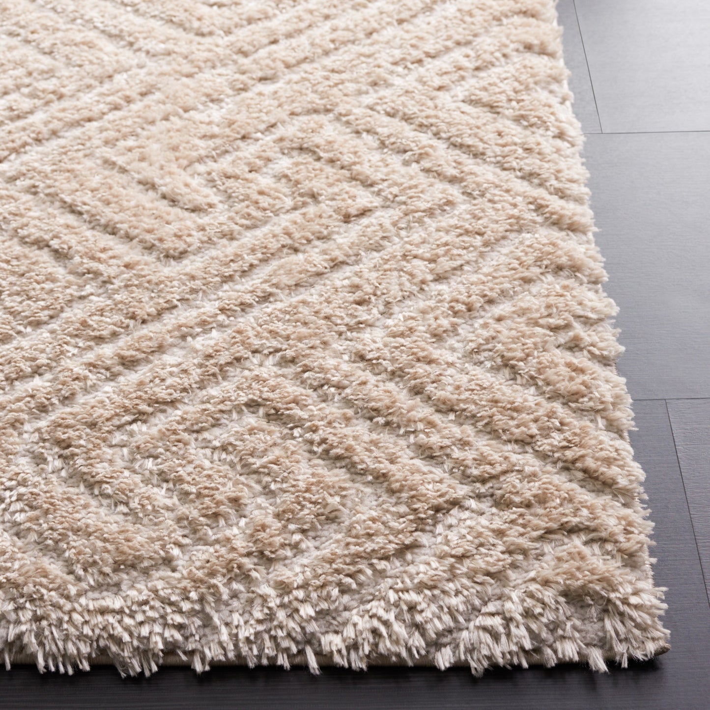 Tapis SAFAVIEH Tahoe Shag Lisjana géométrique de 3 cm d'épaisseur